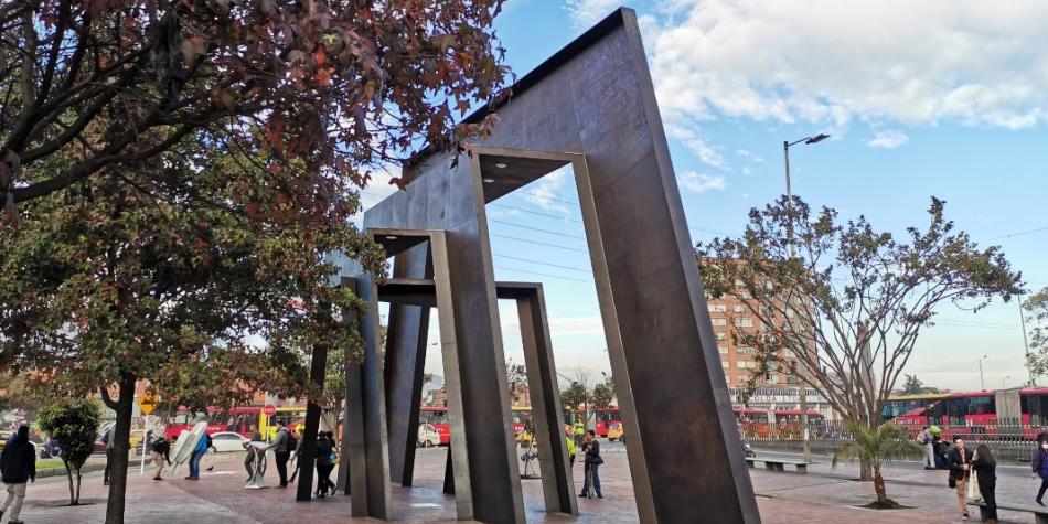 Imagen de monumento Pórtico del Tercer Milenio